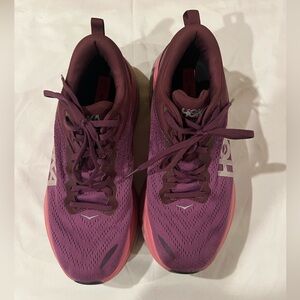 Hoka Bondi 8 size 10B Beautyberry/Grape Wine excellent condition